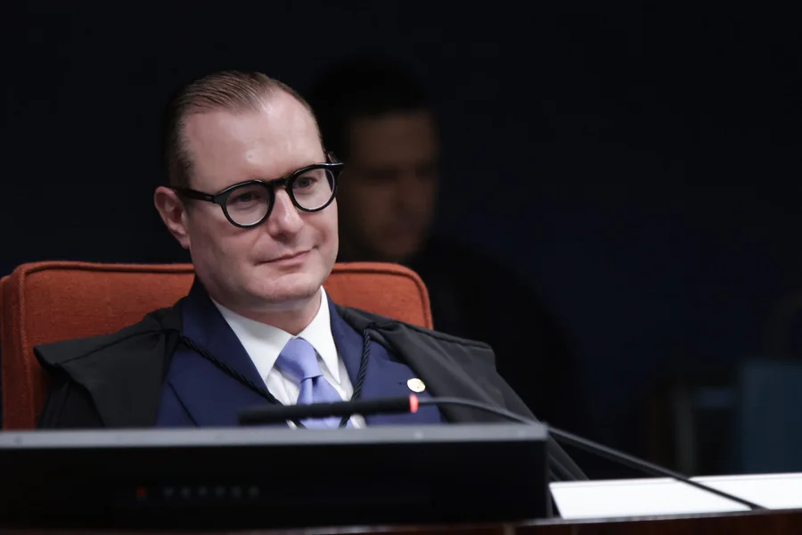 Zanin rejeita pedido para obrigar Câmara a instalar CPI sobre Banco Master