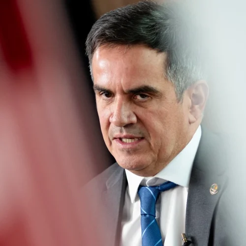 PF mira Ciro Nogueira em nova fase da Operação Compliance Zero