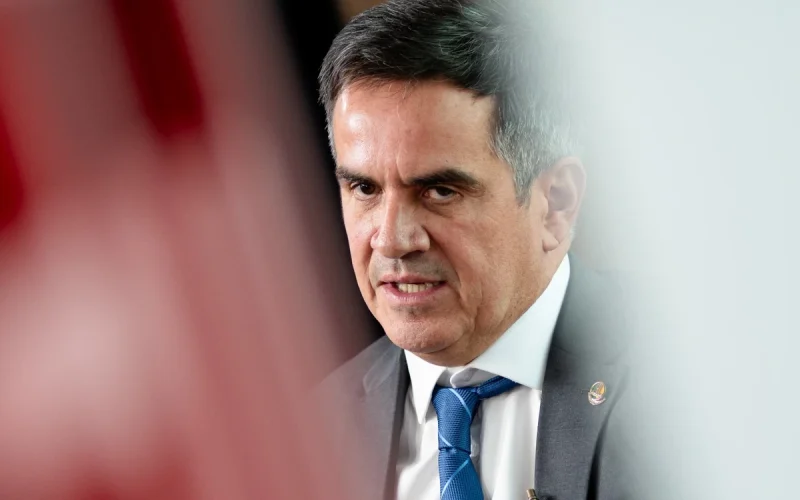 PF mira Ciro Nogueira em nova fase da Operação Compliance Zero